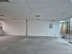 North Bridge Centre (D7), Office #492674261